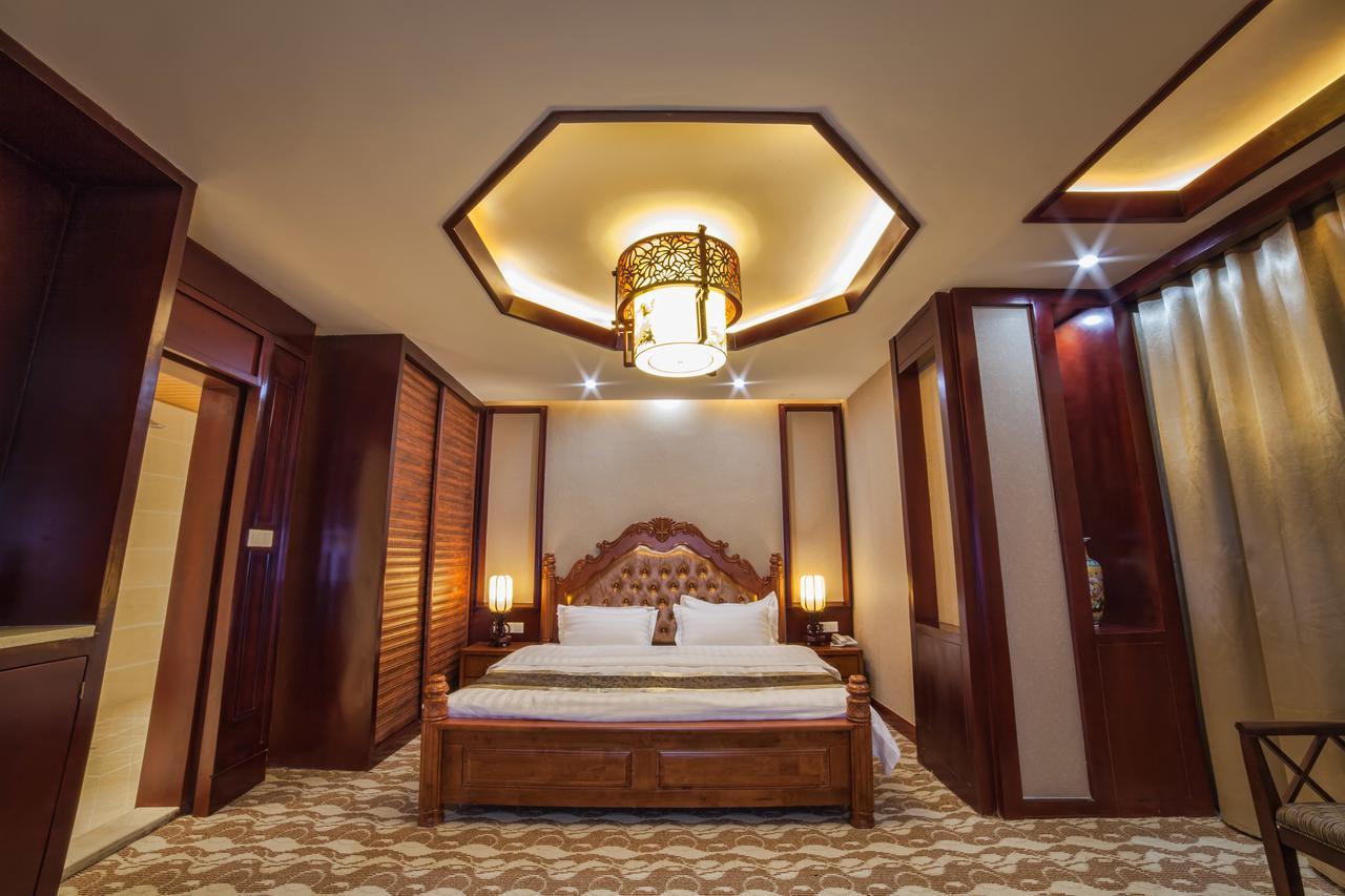 Hotel Shanghai City Ош Екстер'єр фото